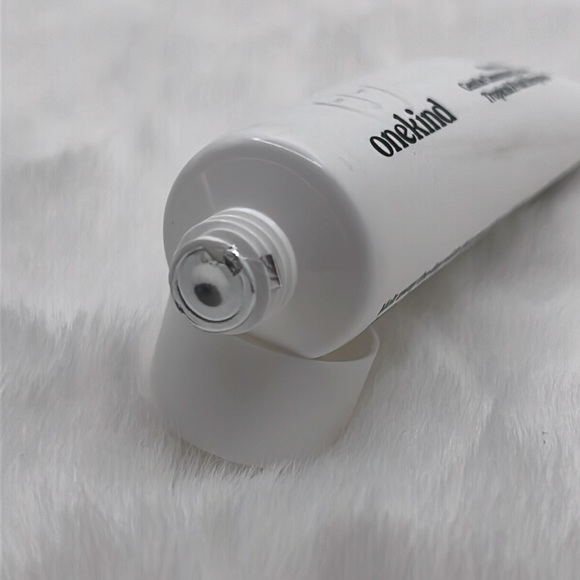 3/$12 Onekind Clean Slate Gentle Cleansing Cream Mini/Travel Size - Picture 3 of 3